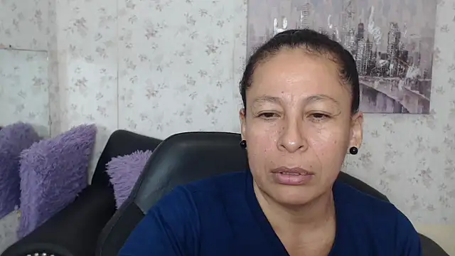 Snapshot of mature_martina chatting on 06-29-26, 09:59 mature martina online show from 06-29-26, 09:59