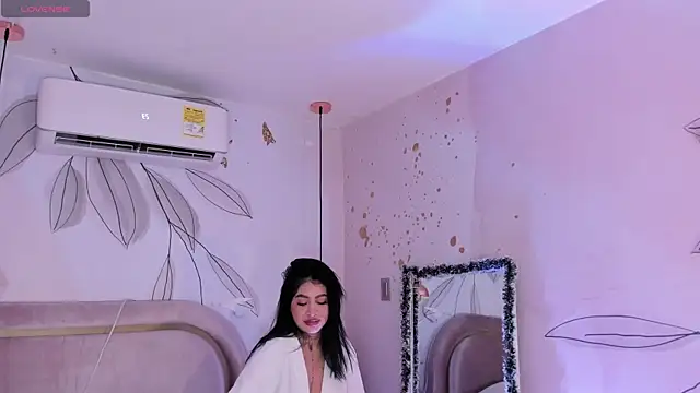 JESYSOZ23  online show from 01-06-25, 03:42