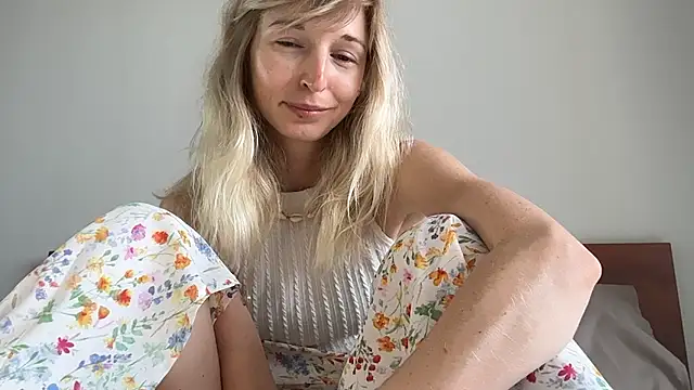 Snapshot of ivankai_ chatting on 04-06-26, 04:46 ivankai online show from 04-06-26, 04:46