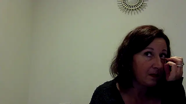 feline27 online show from 11-11-25, 08:42