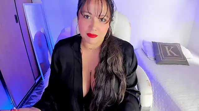 Snapshot of bigbooty-30 chatting on 01-24-25, 01:03 bigbooty-30 online show from 01-24-25, 01:03