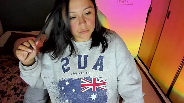 Snapshot of bigbooty-30 chatting on 11-19-25, 11:38 bigbooty-30 online show from 11-19-25, 11:38