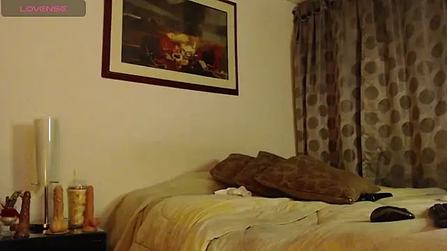 Snapshot of luze_sanz chatting on 01-29-25, 01:16 luze sanz online show from 01-29-25, 01:16