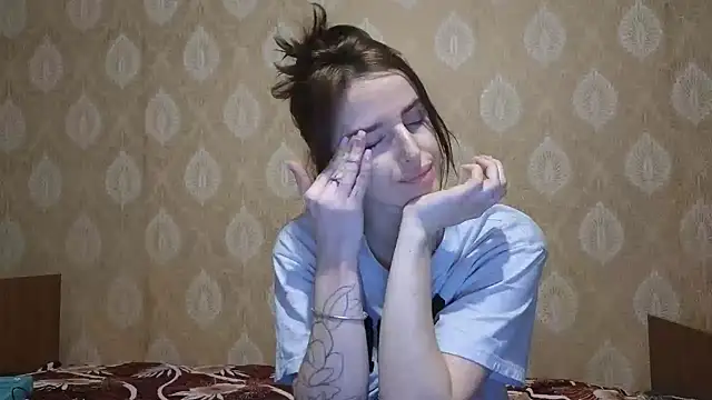 xx adrihanna xx online show from 02-24-26, 05:44