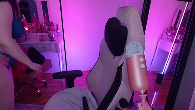 Snapshot of rachelbrooksxx chatting on 01-18-26, 08:23 rachelbrooksxx online show from 01-18-26, 08:23