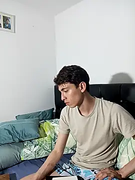 Snapshot of Norehg chatting on 03-07-25, 11:38 Norehg online show from 03-07-25, 11:38