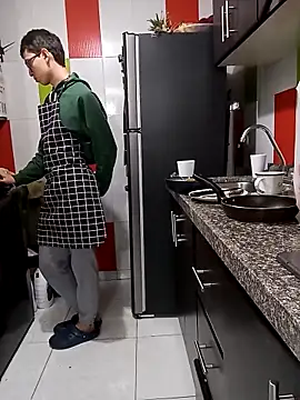 Snapshot of Norehg chatting on 03-23-25, 12:58 Norehg online show from 03-23-25, 12:58