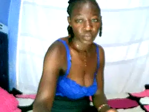 Snapshot of Ebonybrez chatting on 02-25-26, 10:47 Ebonybrez online show from 02-25-26, 10:47