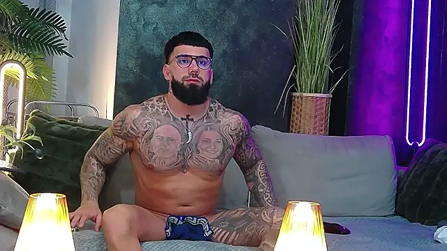 masterkingofmusclee online show from 03-11-26, 08:59