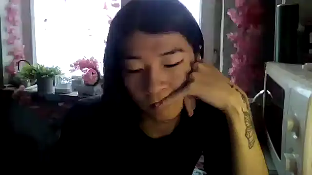 CarlyJoy online show from 12-20-25, 09:05