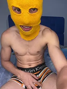 the littleangel1 online show from 01-18-25, 04:15