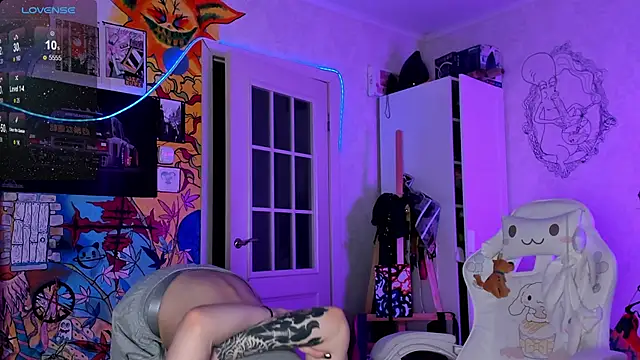 Sunny Mouse  online show from 12-27-24, 03:59