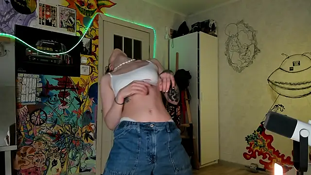 Sunny Mouse  online show from 01-07-25, 03:23