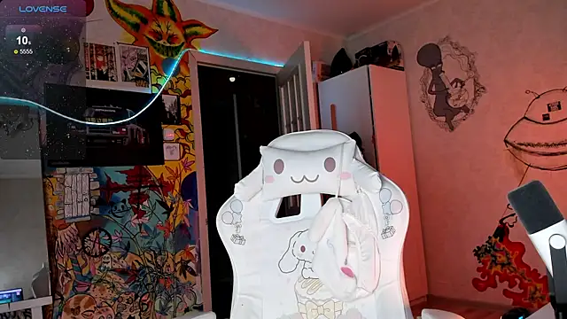 Sunny Mouse  online show from 01-16-25, 09:19