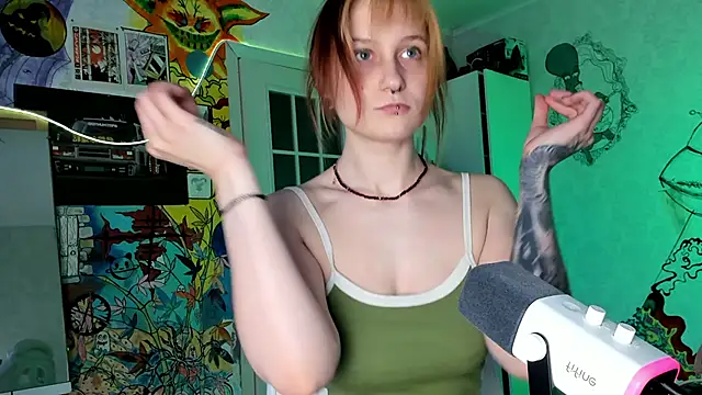 Sunny Mouse  online show from 02-17-25, 02:04