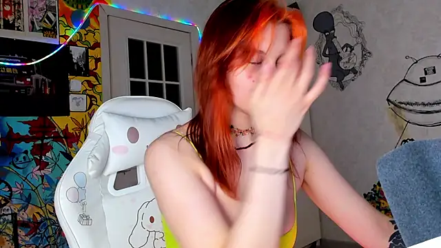 Sunny Mouse  online show from 03-18-25, 07:31