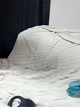 Snapshot of tai0202 chatting on 02-02-25, 02:13 tai0202 online show from 02-02-25, 02:13