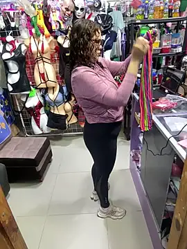 ROSALIALUCY online show from 10-25-25, 11:51