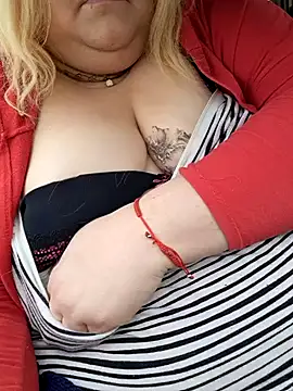 Snapshot of ducicsajsziii chatting on 12-13-24, 10:30 ducicsajsziii online show from 12-13-24, 10:30