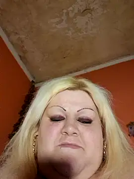 Snapshot of ducicsajsziii chatting on 03-07-25, 11:27 ducicsajsziii online show from 03-07-25, 11:27