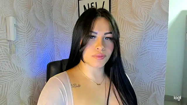 Snapshot of sexyyykloee chatting on 01-28-25, 03:36 sexyyykloee online show from 01-28-25, 03:36