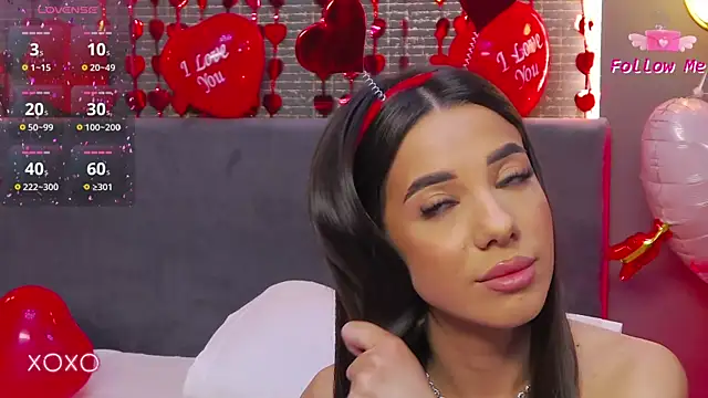 LaraKent online show from 02-14-25, 11:53