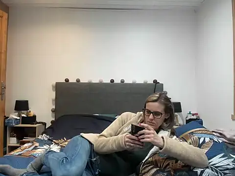 Madame Callie online show from 03-19-26, 01:59