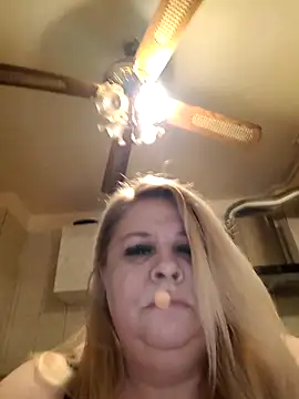 AriannaMilf online show from 12-13-25, 08:04