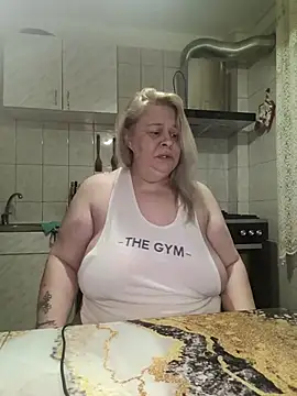 AriannaMilf online show from 04-18-26, 07:58