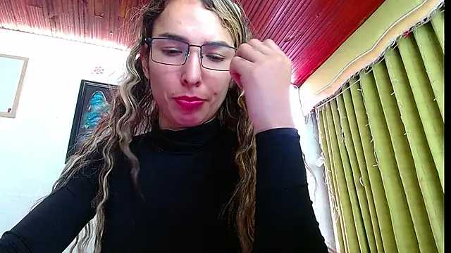 Snapshot of Niky_777 chatting on 02-08-25, 02:04 Niky 777 online show from 02-08-25, 02:04