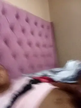 ShooingBunch online show from 09-11-25, 06:24