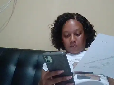 ShooingBunch online show from 10-08-25, 01:09