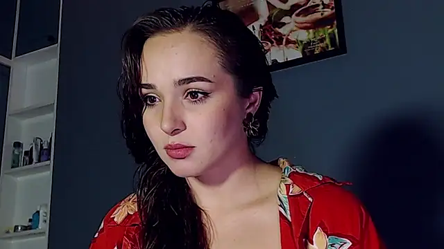 Snapshot of MeIisaLove chatting on 12-07-24, 06:59 MeIisaLove online show from 12-07-24, 06:59