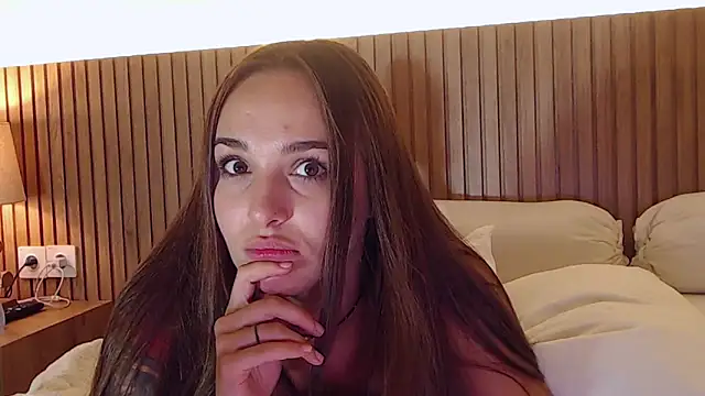 Snapshot of MeIisaLove chatting on 12-26-24, 06:54 MeIisaLove online show from 12-26-24, 06:54