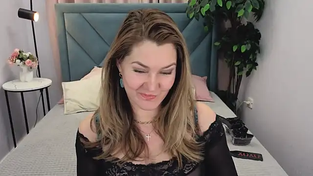 Adele Russo online show from 01-11-26, 04:45