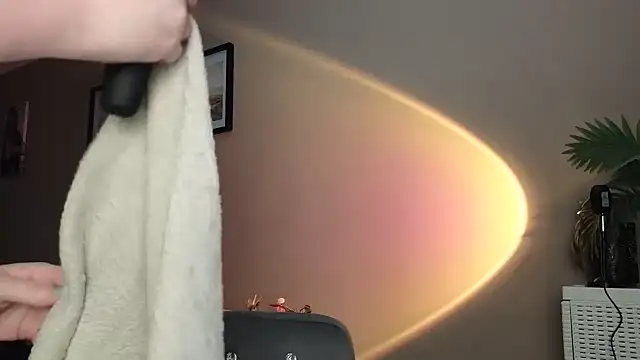 alexababy online show from 12-17-25, 09:26