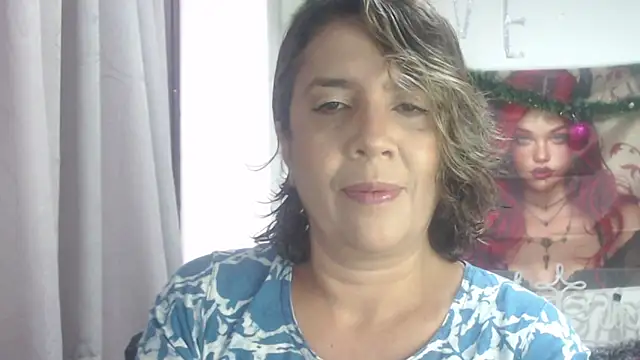 Victoria meester online show from 12-22-25, 02:36