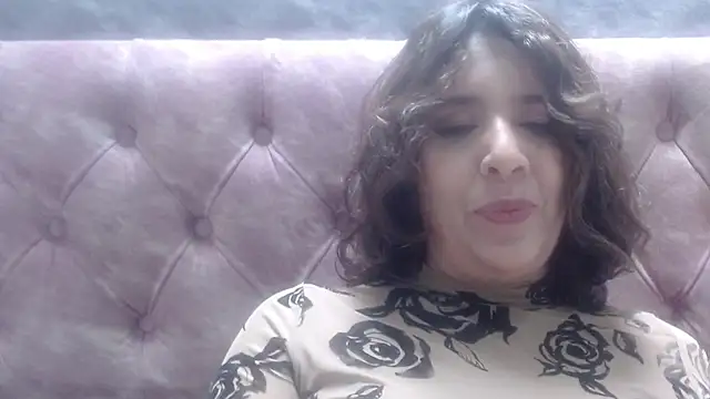Victoria meester online show from 05-25-26, 02:34