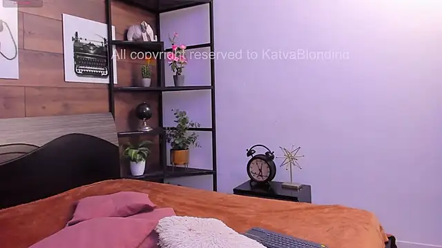 Snapshot of KatyaBlonding chatting on 10-22-25, 03:12 KatyaBlonding online show from 10-22-25, 03:12