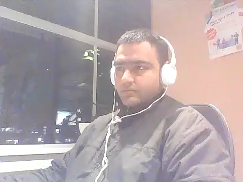 Snapshot of JohnBond009 chatting on 01-20-25, 05:48 JohnBond009 online show from 01-20-25, 05:48