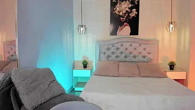 ayshel   online show from 02-15-25, 07:38