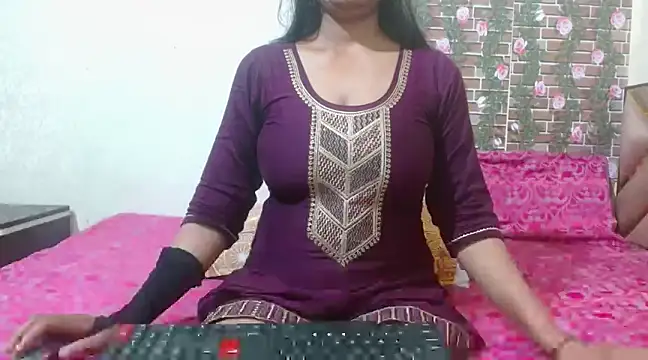 Snapshot of nikitahot3 chatting on 03-12-25, 01:25 nikitahot3 online show from 03-12-25, 01:25