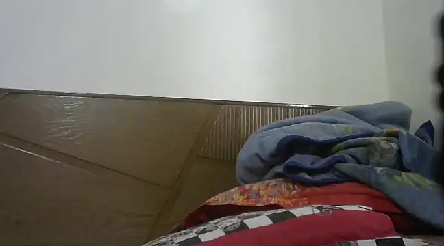 Snapshot of shekira99 chatting on 02-20-25, 10:05 shekira99 online show from 02-20-25, 10:05