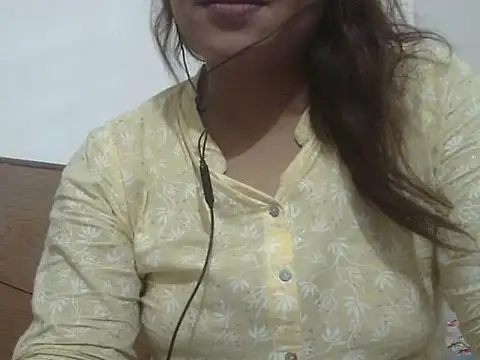 Snapshot of shekira99 chatting on 05-19-26, 07:31 shekira99 online show from 05-19-26, 07:31