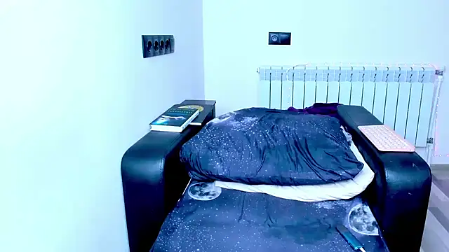 dollmore online show from 11-19-25, 01:16