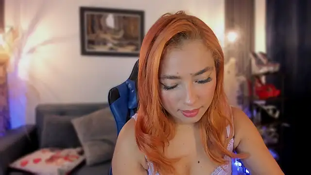 valerycolins online show from 02-03-25, 03:31