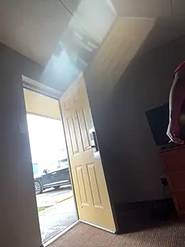 Stressreliever82 online show from 03-31-26, 07:14