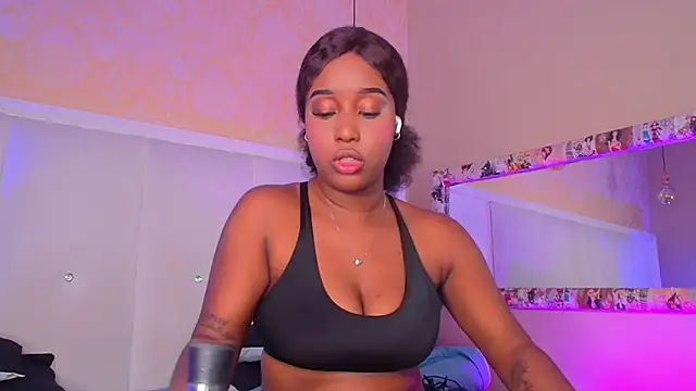 MichaelaCox online show from 11-03-25, 12:28