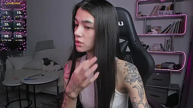 Snapshot of vinkitinkii chatting on 02-20-25, 06:50 vinkitinkii online show from 02-20-25, 06:50