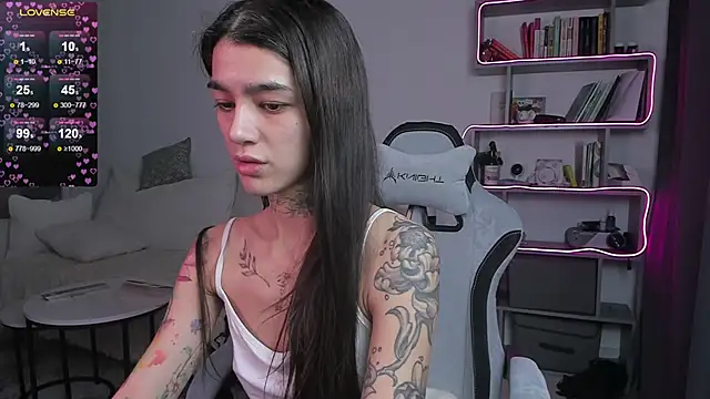 Snapshot of vinkitinkii chatting on 03-20-25, 09:15 vinkitinkii online show from 03-20-25, 09:15